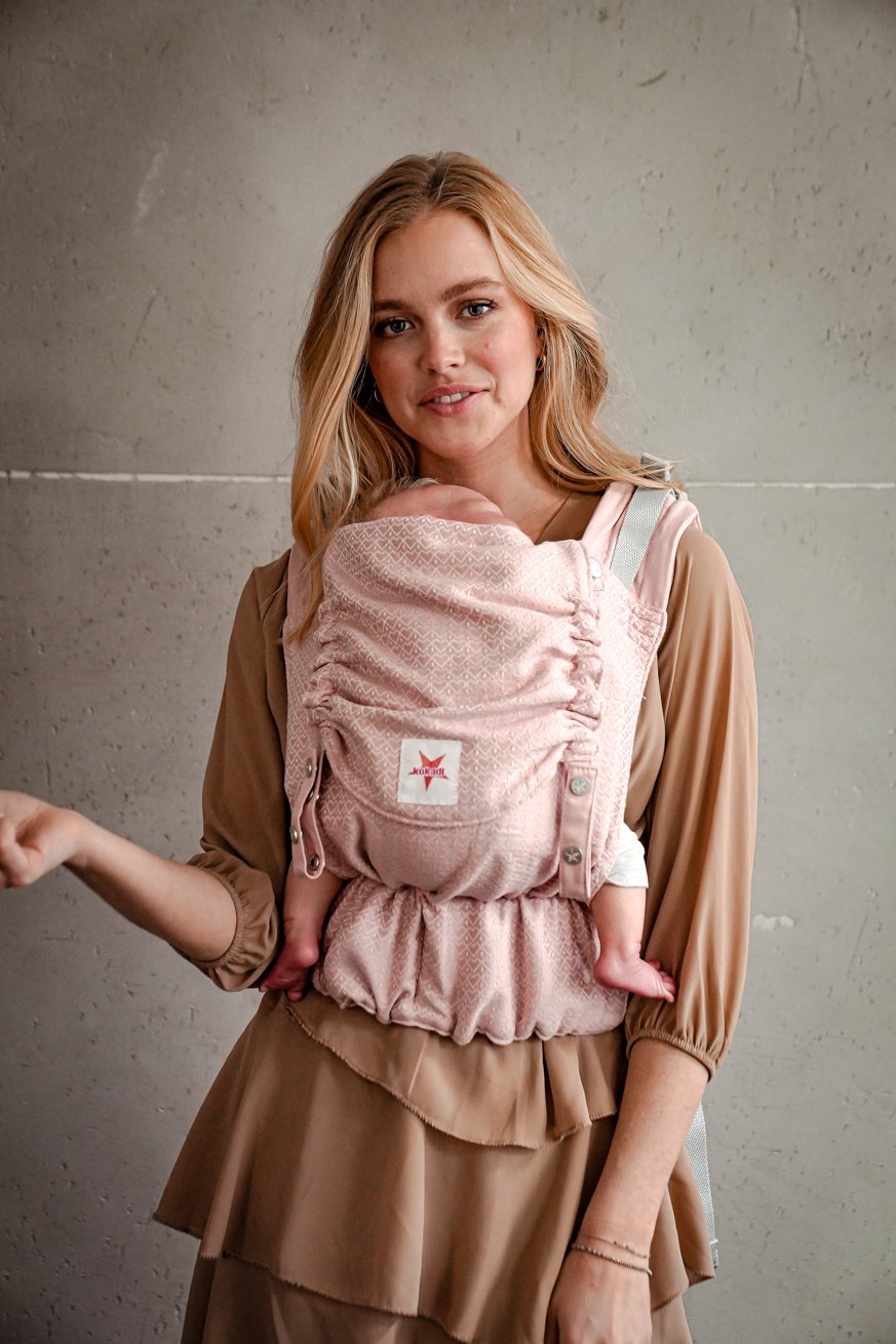 Kokadi Tragehilfe - Babytrage - Flip - Heart2Heart ros – jetzt kaufen