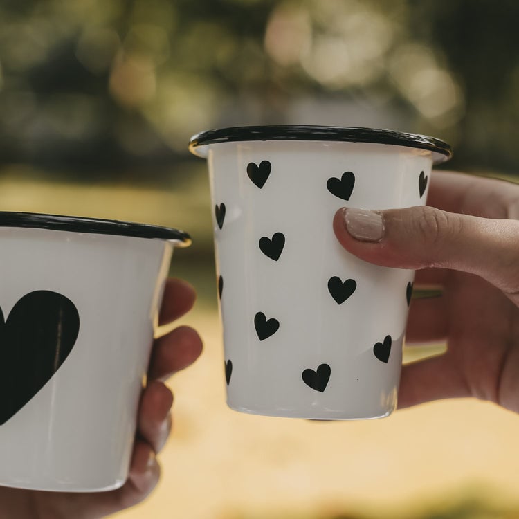 Eulenschnitt Becher Emaille Herzen – jetzt kaufen